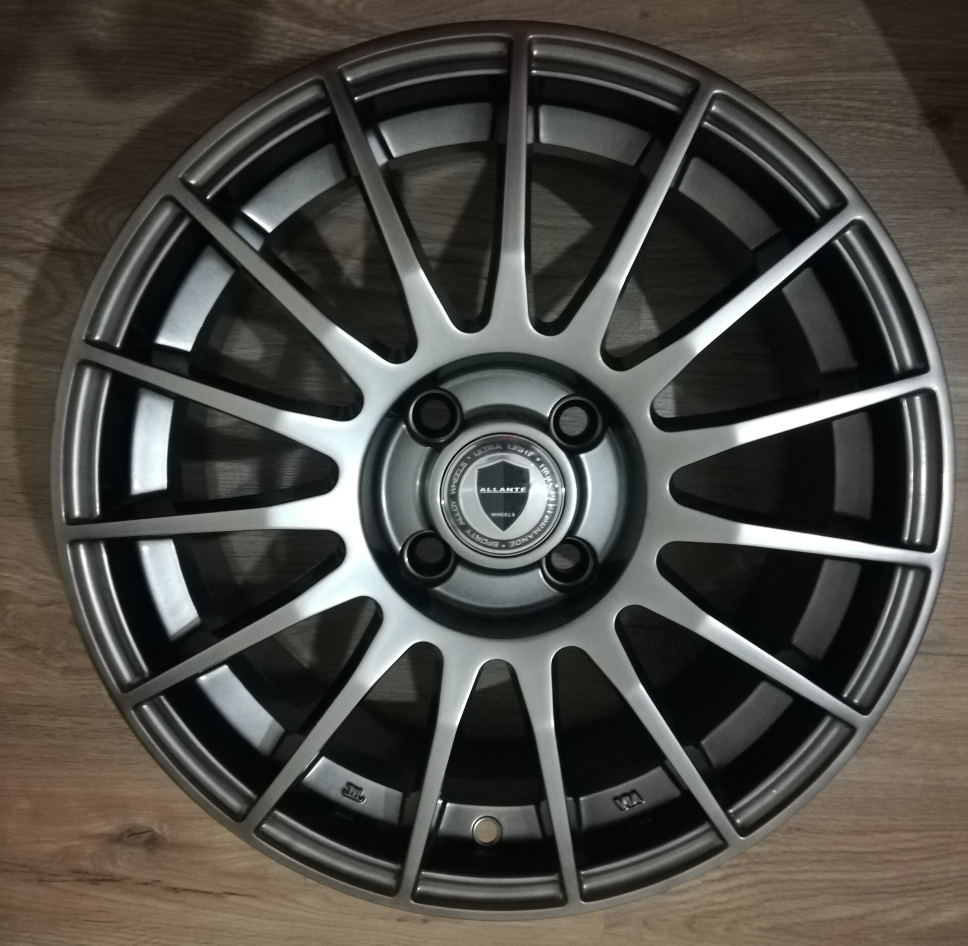 Литі диски Allante 184 R16 W7 PCD5x114.3 ET40 DIA67.1 (HB)-зображення-2