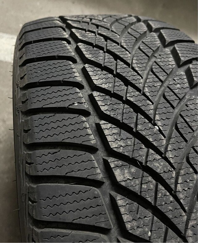 Зимові шини Goodyear UltraGrip Ice 2 205/60 R16 96T XL-зображення-4